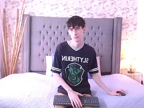 Luke Carter online show from 09-26-25, 01:07