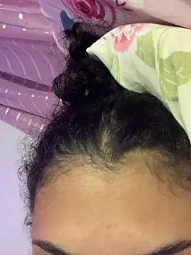 Snapshot of luluzinhax chatting on 03-04-26, 04:42 luluzinhax online show from 03-04-26, 04:42