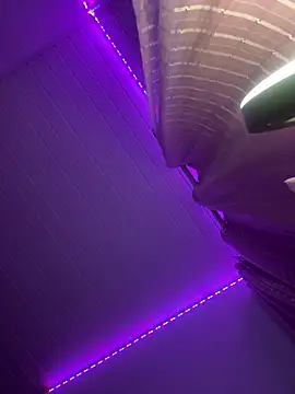 luluzinhax online show from 04-07-26, 02:35