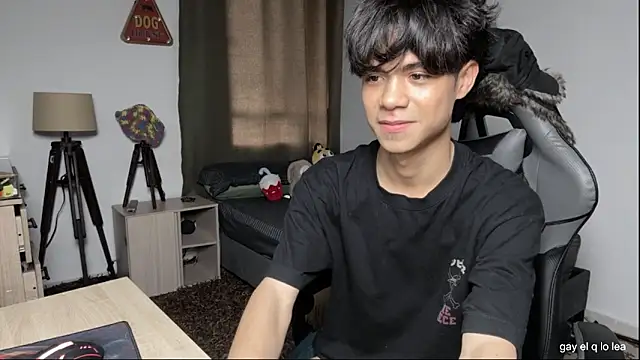 Snapshot of OopsAgain_ chatting on 02-22-26, 10:22 OopsAgain online show from 02-22-26, 10:22