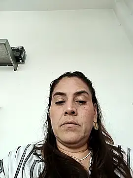 Snapshot of denissebombon chatting on 02-10-26, 09:36 denissebombon online show from 02-10-26, 09:36