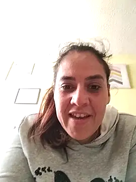 Snapshot of denissebombon chatting on 02-01-26, 05:44 denissebombon online show from 02-01-26, 05:44