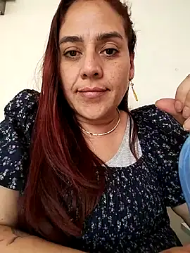 Snapshot of denissebombon chatting on 02-17-26, 09:45 denissebombon online show from 02-17-26, 09:45