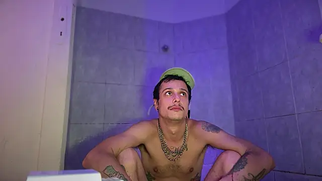 Snapshot of chrisalmeid_ chatting on 02-02-26, 06:29 chrisalmeid online show from 02-02-26, 06:29