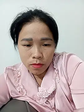 Snapshot of sumy-00 chatting on 05-20-26, 05:10 sumy-00 online show from 05-20-26, 05:10