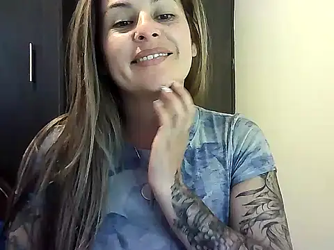 Valery  Rouse  online show from 01-18-26, 06:33