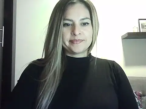 Valery  Rouse  online show from 04-19-26, 03:40