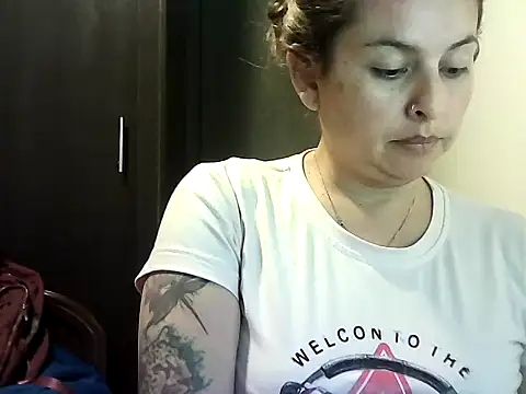 Valery  Rouse  online show from 02-11-26, 01:16