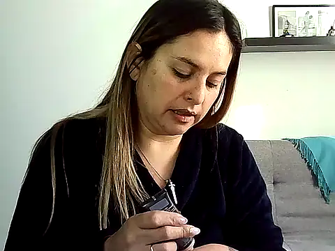Valery  Rouse  online show from 07-06-26, 01:07