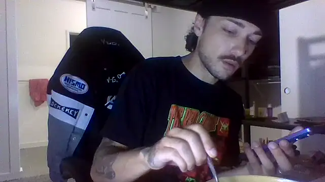 Snapshot of Jbenz420 chatting on 07-16-26, 07:11 Jbenz420 online show from 07-16-26, 07:11