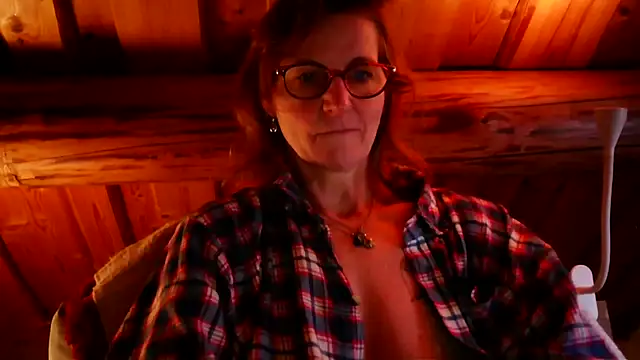 Snapshot of Valinella chatting on 03-02-26, 07:09 Valinella online show from 03-02-26, 07:09