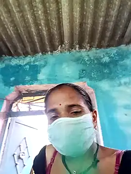 Snapshot of Hot-honi chatting on 09-11-25, 05:29 Hot-honi online show from 09-11-25, 05:29