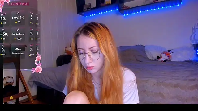 DaddysLittleSlutfox online show from 12-15-25, 05:57