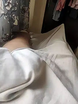 Ravi272 online show from 10-30-25, 03:38