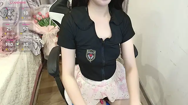 Bae Gigii online show from 09-19-25, 01:09