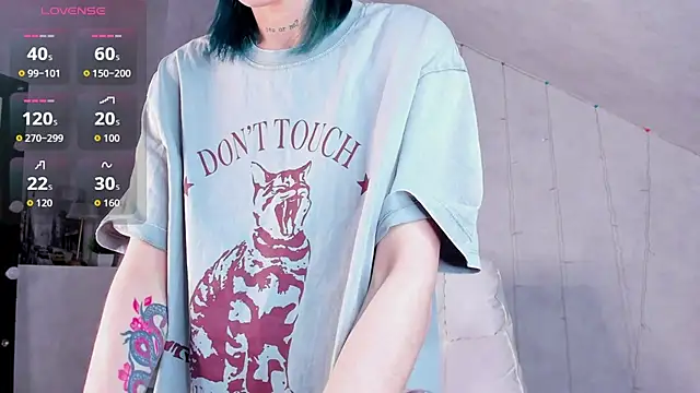 Lynn Martin online show from 12-18-25, 12:27