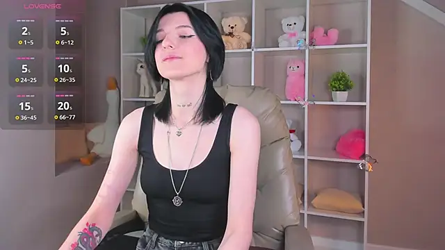 Lynn Martin online show from 12-03-25, 12:23