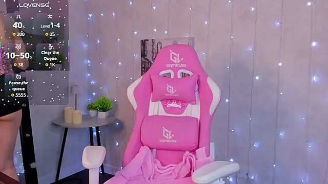 Lynn Martin online show from 10-13-25, 01:07