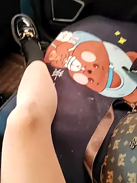 shaoshao-7758 online show from 10-01-25, 04:50