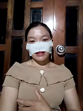 Snapshot of liss-su chatting on 10-12-25, 11:44 liss-su online show from 10-12-25, 11:44