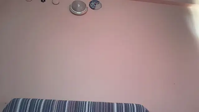 Snapshot of Rozalindam chatting on 09-28-25, 02:02 Rozalindam online show from 09-28-25, 02:02
