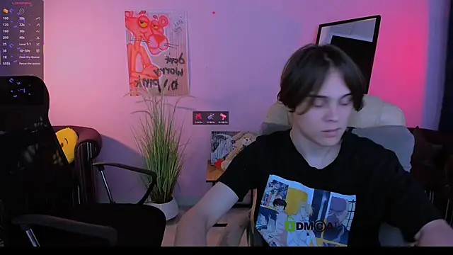 Snapshot of travis_wolf_ chatting on 10-05-25, 06:42 travis wolf online show from 10-05-25, 06:42