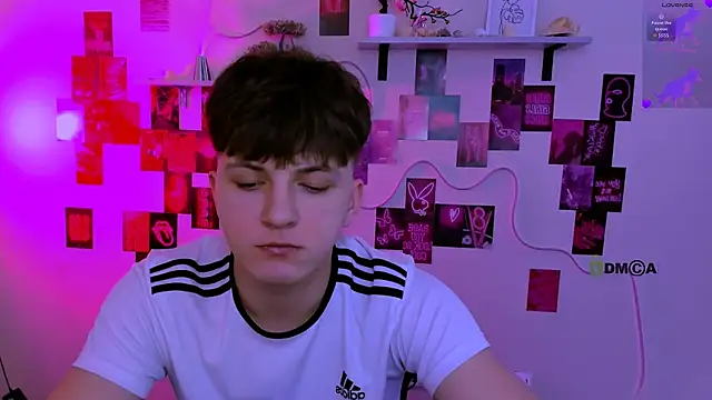 travis wolf  online show from 04-03-26, 08:54