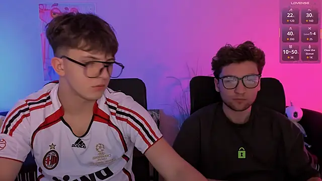 travis wolf  online show from 12-20-25, 08:01