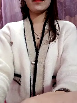 CherryBeii online show from 10-22-25, 03:22