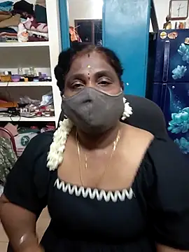 Snapshot of Tamil_Kavitha10 chatting on 04-30-26, 07:43 Tamil Kavitha10 online show from 04-30-26, 07:43