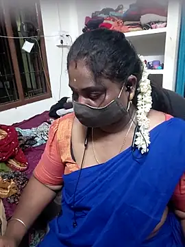 Snapshot of Tamil_Kavitha10 chatting on 05-20-26, 05:10 Tamil Kavitha10 online show from 05-20-26, 05:10