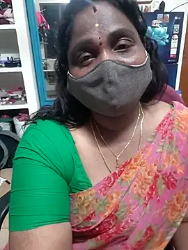 Snapshot of Tamil_Kavitha10 chatting on 05-03-26, 04:10 Tamil Kavitha10 online show from 05-03-26, 04:10