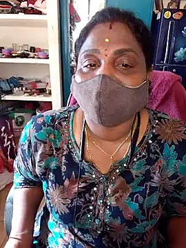 Snapshot of Tamil_Kavitha10 chatting on 05-07-26, 09:56 Tamil Kavitha10 online show from 05-07-26, 09:56