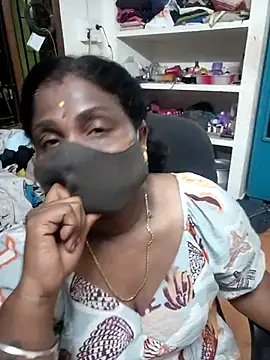 Snapshot of Tamil_Kavitha10 chatting on 07-13-26, 05:56 Tamil Kavitha10 online show from 07-13-26, 05:56