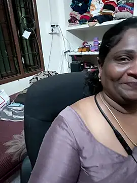 Snapshot of Tamil_Kavitha10 chatting on 06-09-26, 03:35 Tamil Kavitha10 online show from 06-09-26, 03:35
