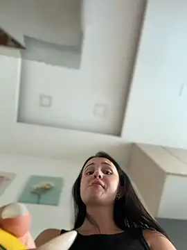 Snapshot of VendiMur chatting on 02-15-26, 07:51 VendiMur online show from 02-15-26, 07:51