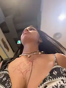 Snapshot of VendiMur chatting on 02-20-26, 06:19 VendiMur online show from 02-20-26, 06:19