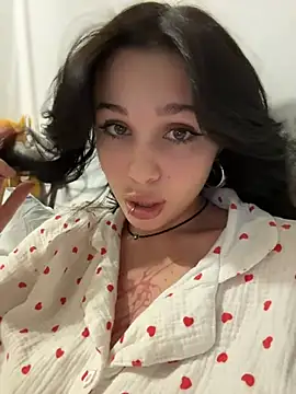 Snapshot of VendiMur chatting on 01-18-26, 02:04 VendiMur online show from 01-18-26, 02:04