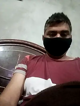 Snapshot of Manjit009 chatting on 02-15-26, 05:19 Manjit009 online show from 02-15-26, 05:19