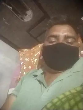 Snapshot of Manjit009 chatting on 10-11-25, 06:31 Manjit009 online show from 10-11-25, 06:31