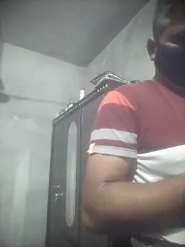 Snapshot of Manjit009 chatting on 10-18-25, 07:38 Manjit009 online show from 10-18-25, 07:38