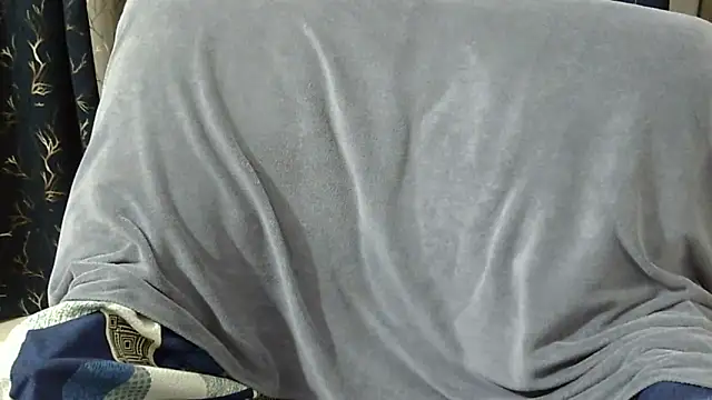 Riva arora01 online show from 04-08-26, 12:06