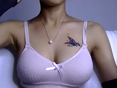 Riva arora01 online show from 11-23-25, 10:25