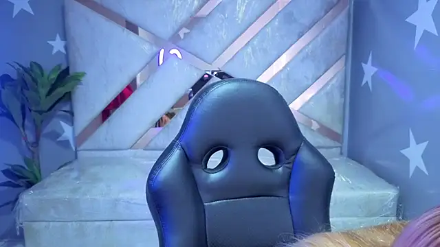 Snapshot of Candy_kush_t chatting on 02-21-26, 08:11 Candy kush t online show from 02-21-26, 08:11