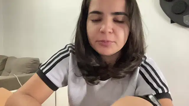 Snapshot of bruninhapt chatting on 09-14-25, 12:38 bruninhapt online show from 09-14-25, 12:38