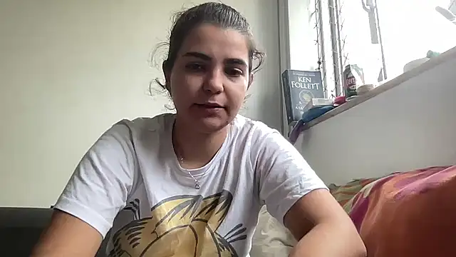 Snapshot of bruninhapt chatting on 10-22-25, 11:20 bruninhapt online show from 10-22-25, 11:20