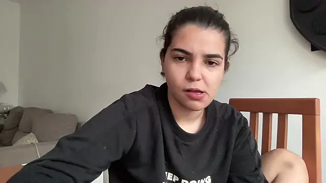 Snapshot of bruninhapt chatting on 10-16-25, 07:27 bruninhapt online show from 10-16-25, 07:27