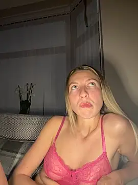 CheekyChelseaX online show from 10-10-25, 08:20