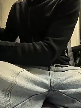 Snapshot of 420boy__ chatting on 10-10-25, 10:21 420boy online show from 10-10-25, 10:21