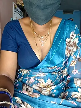 Snapshot of SindhuHappy chatting on 05-12-26, 11:33 SindhuHappy online show from 05-12-26, 11:33